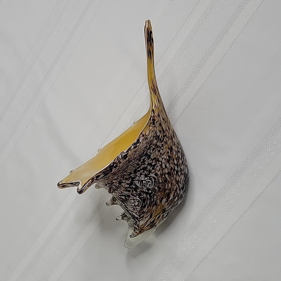 Blown Art Glass Seashell - Picture 5 of 15
